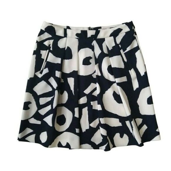 Loft geometric print skirt. - Picture 1 of 6